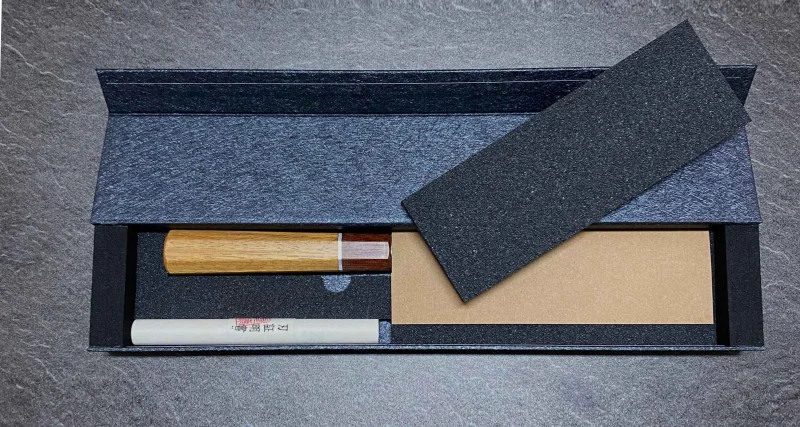 SHİGEKİ MİTSUMASA GYUTO RED
